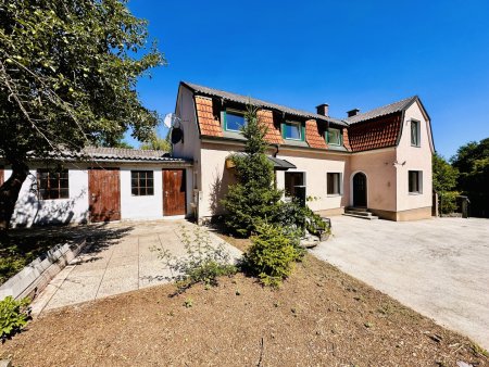 Mehrfamilienhaus mit Garten zum Kauf in Ruhelage in Pottschach