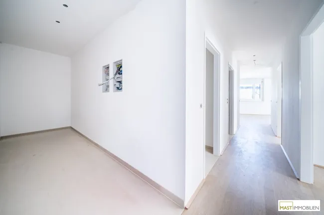*Anlegerpreis Netto* Provisionsfreie 3-Zimmer Wohnung in Nähe des Donauzentrums und der Alten Donau! - Bild