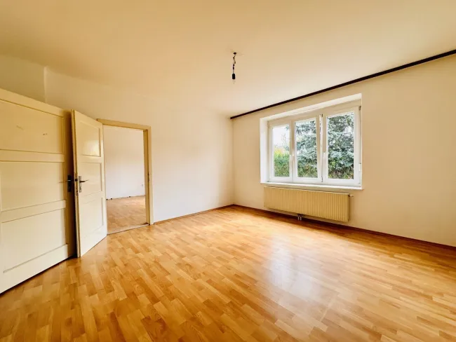 Jetzt Geld anlegen und für die Zukunft vorsorgen – Zweifamilienhaus im Zehnerviertel (Schmuckerau), Wiener Neustadt - Bild