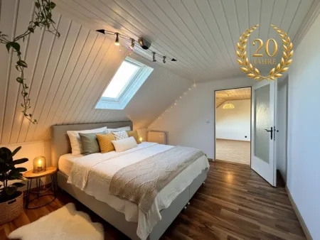 Willkommen in Ihrem neuen Zuhause! Diese charmante 67,61 m² große Wohnung bietet Ihnen vielseitige Nutzungsmöglichkeiten