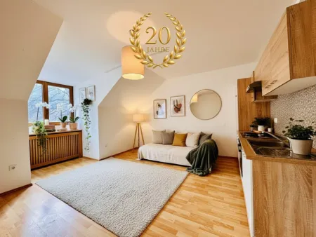Attraktive, bereits vermietete 3-Zimmer Wohnung mit Garten - ideales Anlageobjekt