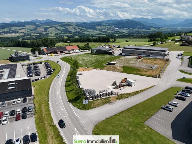 TOP Freifläche neben B138 im Industriegebiet "Strienzing" zwischen Kirchdorf-Kremsmünster - Titelbild