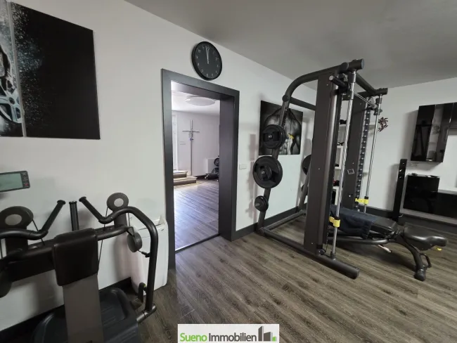 Sport-Studio mit modernsten Geräten