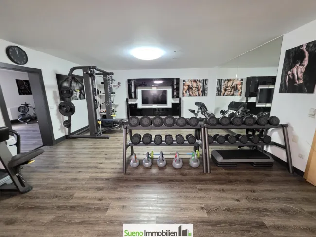Sport-Studio mit modernsten Geräten