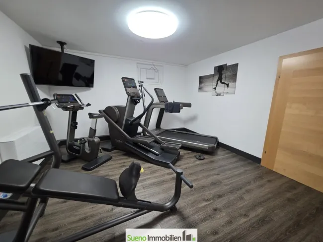Sport-Studio mit modernsten Geräten