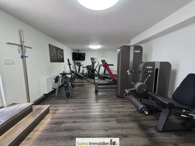Sport-Studio mit modernsten Geräten
