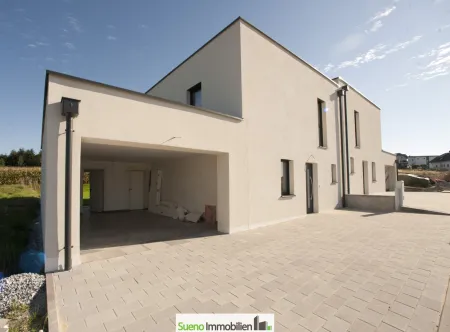 Letzte verfügbare Doppelhaus Einheit! TOP 2. Nähe Wels in Niederthalheim– stilvolles Doppelhaus mit Weitblick ins Grüne
