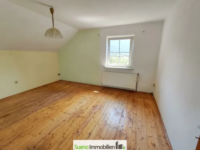 Schlafzimmer 1 OG