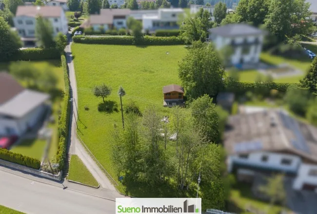Großes Südhang-Grundstück in Ried/Traunkreis - auch teilbar - Bild