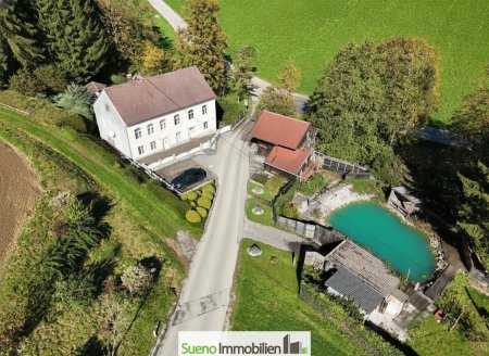 ALLEINLAGE-Traum neben Bach samt Teich/Biotop