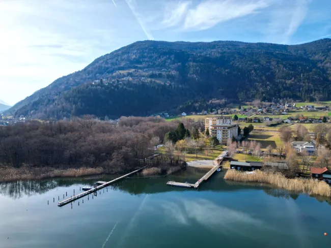 Exklusiver Erstbezug: Traumhafte Seewohnung am Ossiacher See - Titelbild