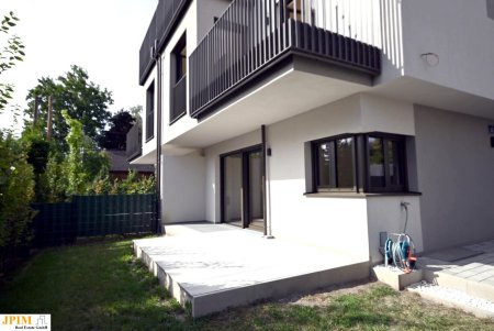 Erstbezug, sonnige Süd-Ost-Seitige Haushälfte mit Küche und KFZ-Stellplatz