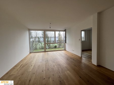 Kapitalanlage, vermietete, neuwertige 2-Zimmer Wohnung nähe U-Bahn-Station U4