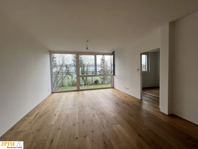Kapitalanlage, vermietete, neuwertige 2-Zimmer Wohnung nähe U-Bahn-Station U4 - Titelbild