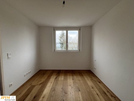 Kapitalanlage, vermietete, neuwertige 2-Zimmer Wohnung nähe U-Bahn-Station U4