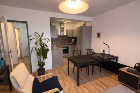 Charmante 2-Zimmer Wohnung mit Balkon im Sonnwendviertel – Perfekt für Ihr neues Zuhause!