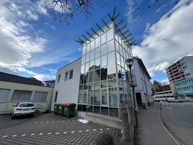 Attraktive Büro/Praxis in Bludenz – Gepflegt mit Terrasse Miete € 2.100 inkl. BK - Titelbild