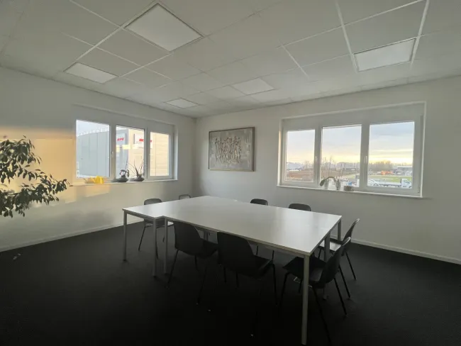 Ab in die Selbständigkeit ! Büro im 1. OG in Vorchdorf - Titelbild