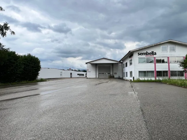 Großzügige Lagerhalle im Zentrum von Österreich - Bild