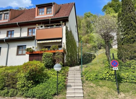 Großzügige 5-Zi-DG-Wohnung in Linz mit Balkon, Loggia & Garage – Traumlage!
