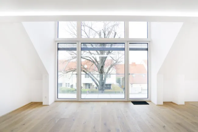 Hochwertige 4 Zimmer Maisonette DG Wohnung mit Terrasse, Garage und TOP Ausstattung & Preis / Leistung in 1100 Wien - Bild