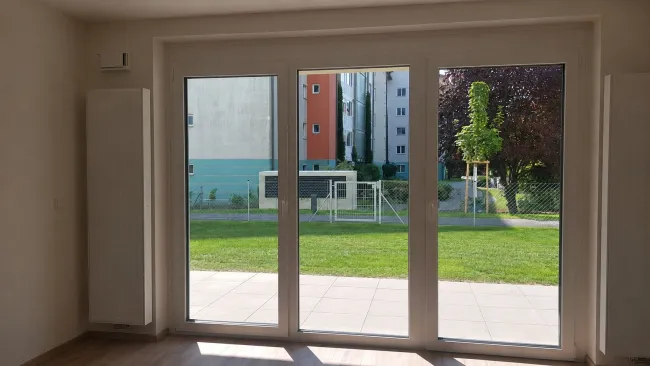 Blick aus dem Terrassenfenster