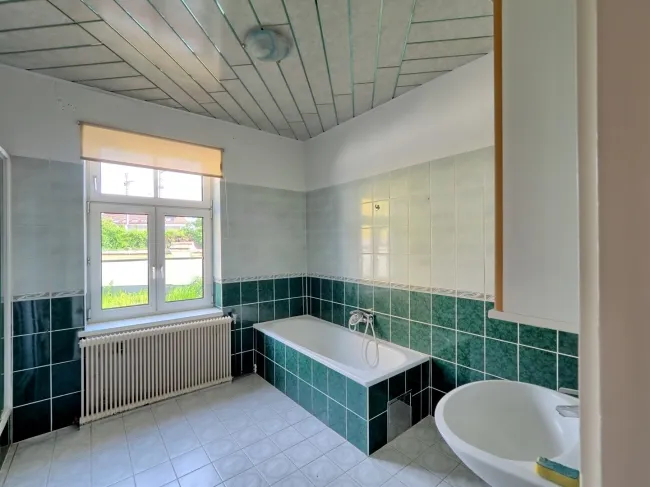 Gartenwohnung mit Stellplatz - Ideal für Pärchen und Studenten - Bild