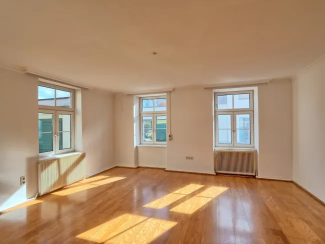 Gartenwohnung mit Stellplatz - Ideal für Pärchen und Studenten - Bild