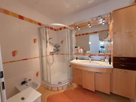 Badezimmer inkl. WM Anschluss