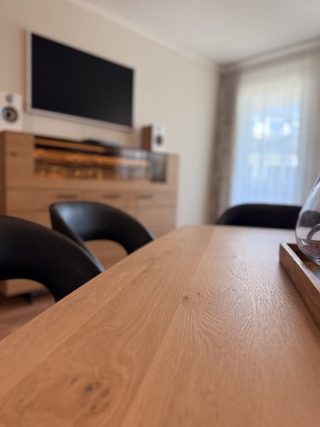 Helle Neubau-Eigentumswohnung mit TG Stellplatz in Mödling – modern, hochwertig und richtig gemütlich