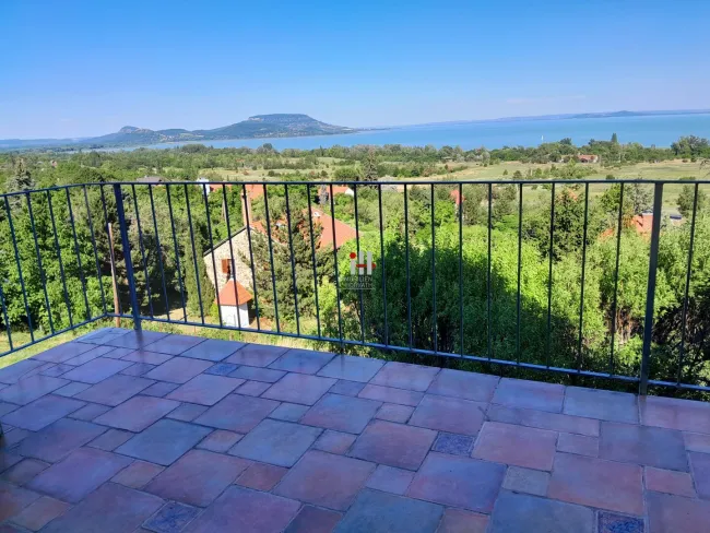 Charmantes Ferienhaus in Balatongyörök, Ungarn – Ihr Traum für 299.000 € Provisionsfrei! - Titelbild