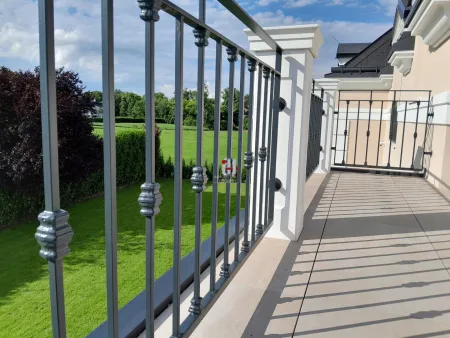 Masterbedroom mit Terrasse