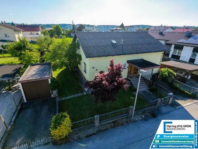 Charmantes Wohnhaus in Top-Lage XXL-Garage | zentral | ruhig | grün - Titelbild