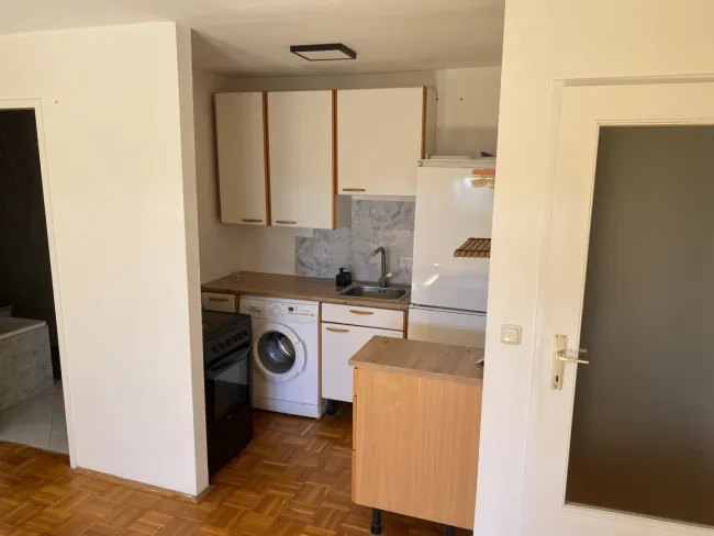 Renovierte Single_Pendlerwohnung in St. Martin bei Traun - Bild