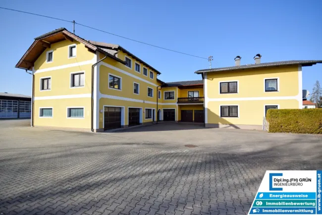 Speditionsbetriebe, Baufirmen, etc. aufgepasst! 7133m² Gewerbeobjekt - Wohnungen, Betriebshalle, Büro, befestigtes Freigelände, Garagen, Betriebstankstelle, uvm. - Bild