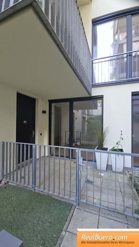 Vorplatz derzeit