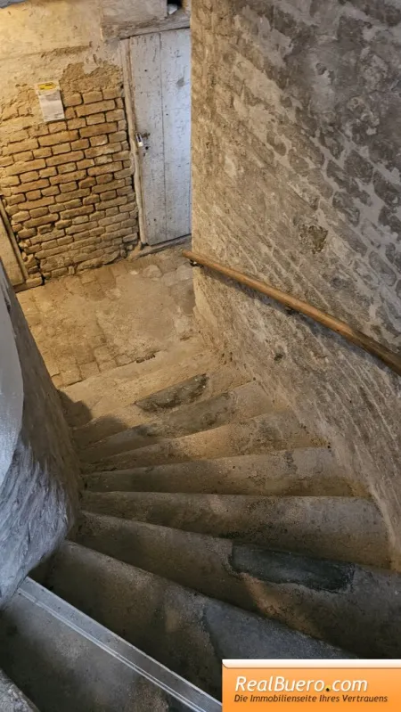 Zugang über das Stiegenhaus