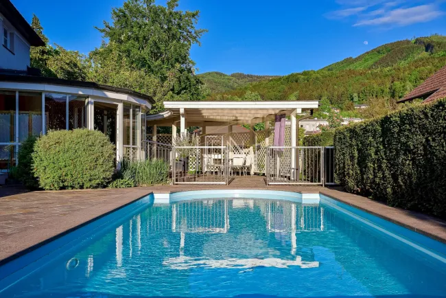 Terrasse und Pool