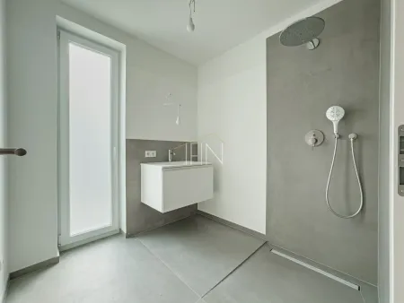 Badezimmer 2 mit Walk-In Dusche