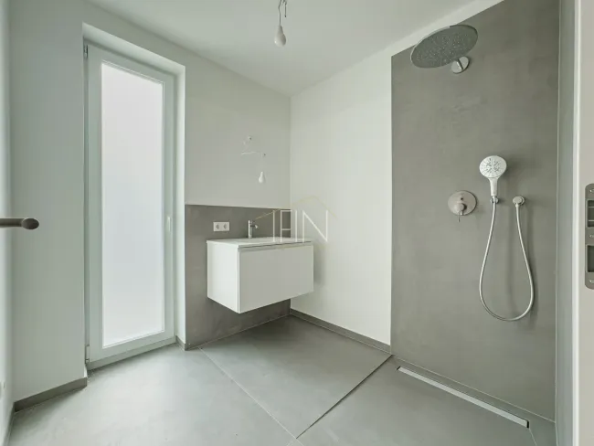 Badezimmer 2 mit Walk-In Dusche