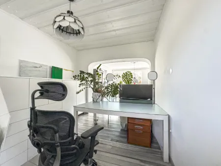 Nebenraum Wohnzimmer