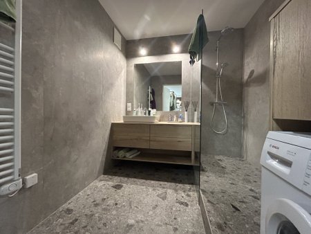 Provisionsfreie + teilmöbliert + Garagenabstellplatz: stilvolle Terrassenwohnung mit Fernblick in attraktiver Wohnlage!