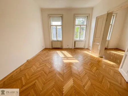 Rainer: 3-Zimmer-Altbauwohnung mit Terrasse
