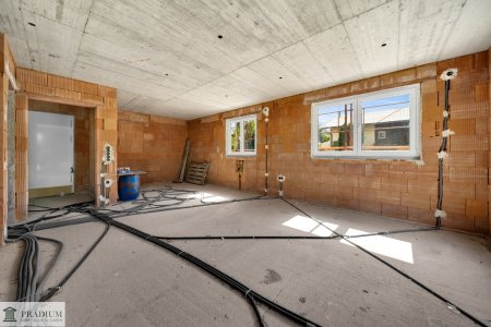 Exklusives Neubau-Doppelhaus im Rohbau – Jetzt fertigstellen & einziehen