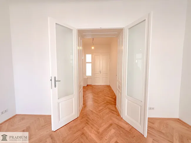 Generalsanierte 3-Zimmer-Wohnung in 1090 Wien – ideal für Ärzt:innen, Studierende oder WGs! - Bild