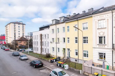 Ruhige und helle 2-Zimmer-Wohnung mit Garten in Linz, 68 m²! Serviced Apartments!
