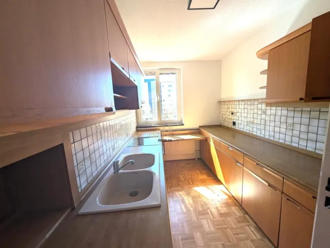Moderne 2 Zimmer Wohnung in Wels, 65m², Balkon, Garage, Aufzug nur 175.000 €! - Bild