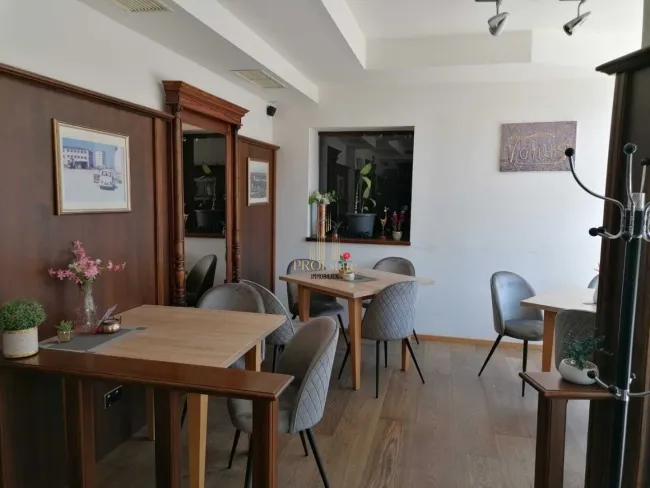 Attraktives Zinshaus oder eigenes Restaurant mit Dachterrassenwohnung in Steyr - Nutzen Sie diese Gelegenheit! - Titelbild