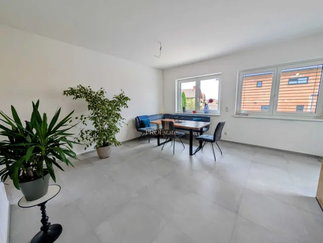 Neuwertiger Bungalow in Peuerbach: 4 Zimmer, Pool, Terrasse – Ihr Traumhaus wartet! - Bild