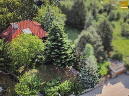 ERFÜLLT ALLES! Ideale Größe, Fernsicht, mittlere Hanglage, Süd-Ausrichtung